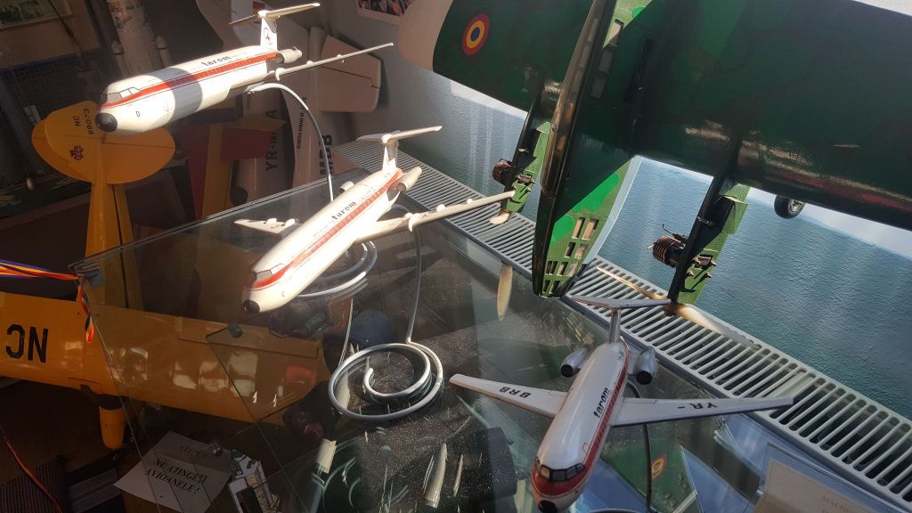 Muzeul Aviatic din Pucioasa - Imagine 21