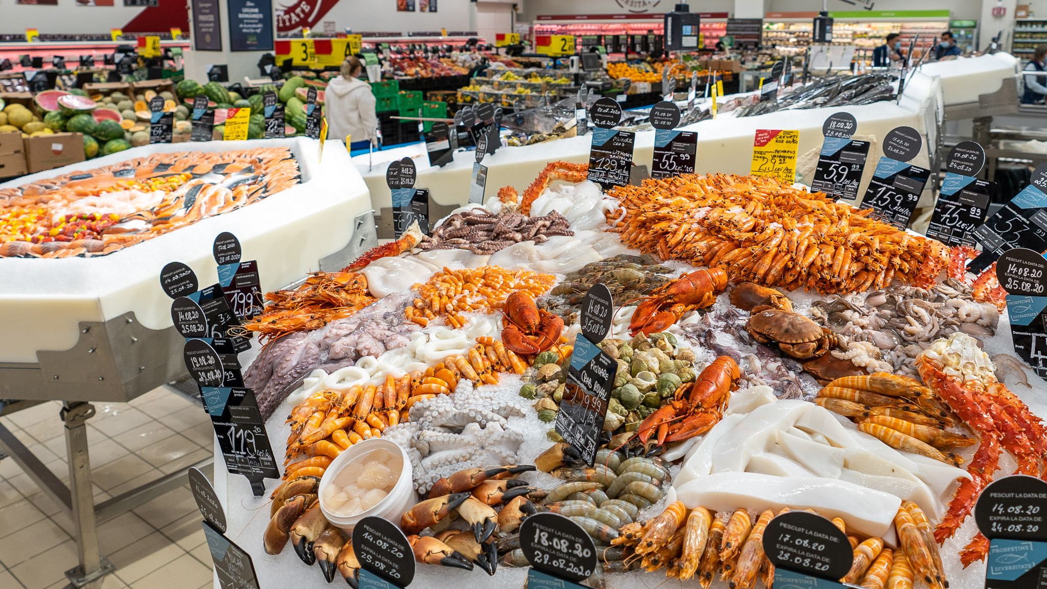 Ce ar putea aduce parteneriatul în digitalizare Carrefour – Capgemini. Roboți în magazine, prețuri personalizate, pâine caldă la raft tot timpul