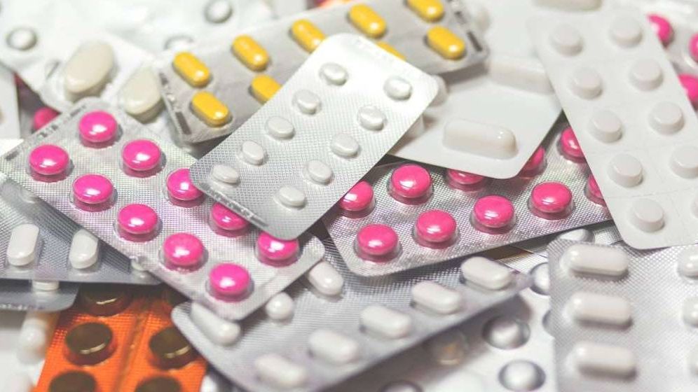 Avertismentul producătorilor de medicamente: Două medicamente esențiale ar putea dispărea de pe rafturi