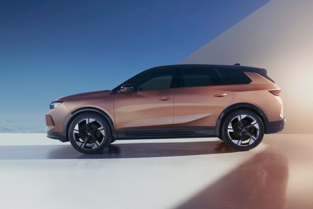 GALERIE FOTO | Opel dezvăluie noua generație Grandland cu propulsie electrică și hibridă - Imagine 3