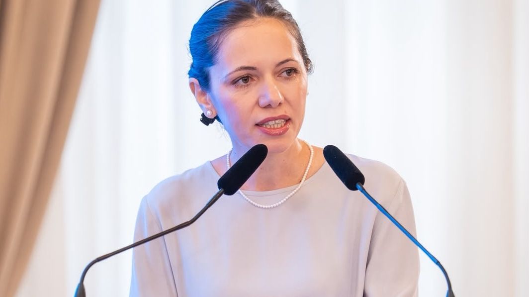 Mirabela Grădinaru, semnal de alarmă despre adicțiile adolescenților: Începe cu dialog, nu cu reguli / Mă tem ca ai mei copii să nu se simtă singuri