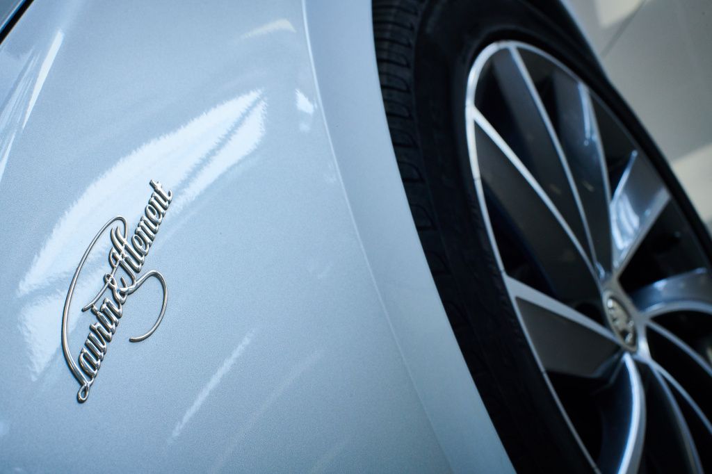 Leasing Automobile - Imagine 8