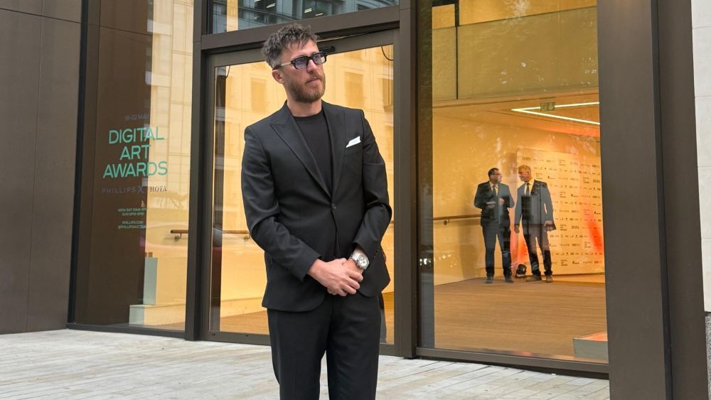 Vladinsky deschide expoziția „Afterimage” la Londra, un nou capitol în ascensiunea internațională a artistului român