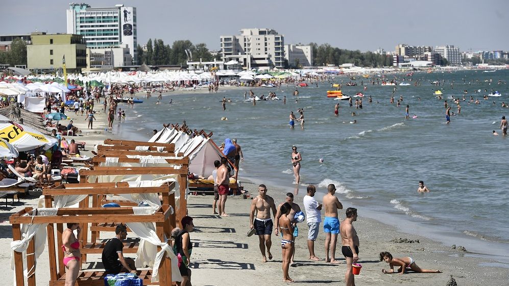A început „Litoralul pentru toți”. Cât vei plăti pentru o noapte de cazare la mare