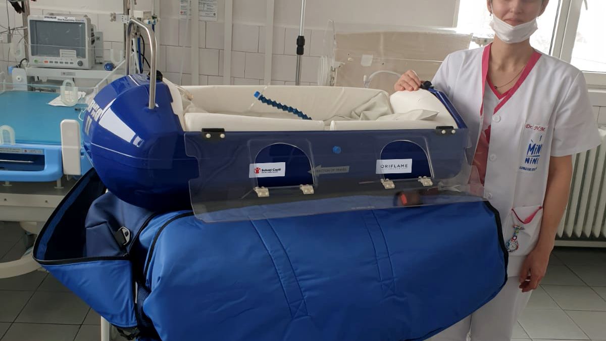 Salvați Copiii a echipat de urgență 17 unități medicale și de îngrijire pacienți și a asigurat protecție pentru 2.700 de cadre medicale