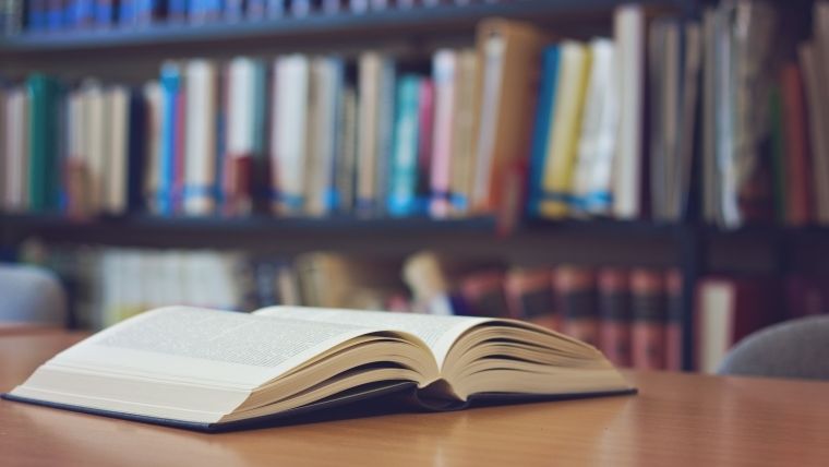 Patru carti psihologice pe care trebuie sa le citesti in aceasta vara