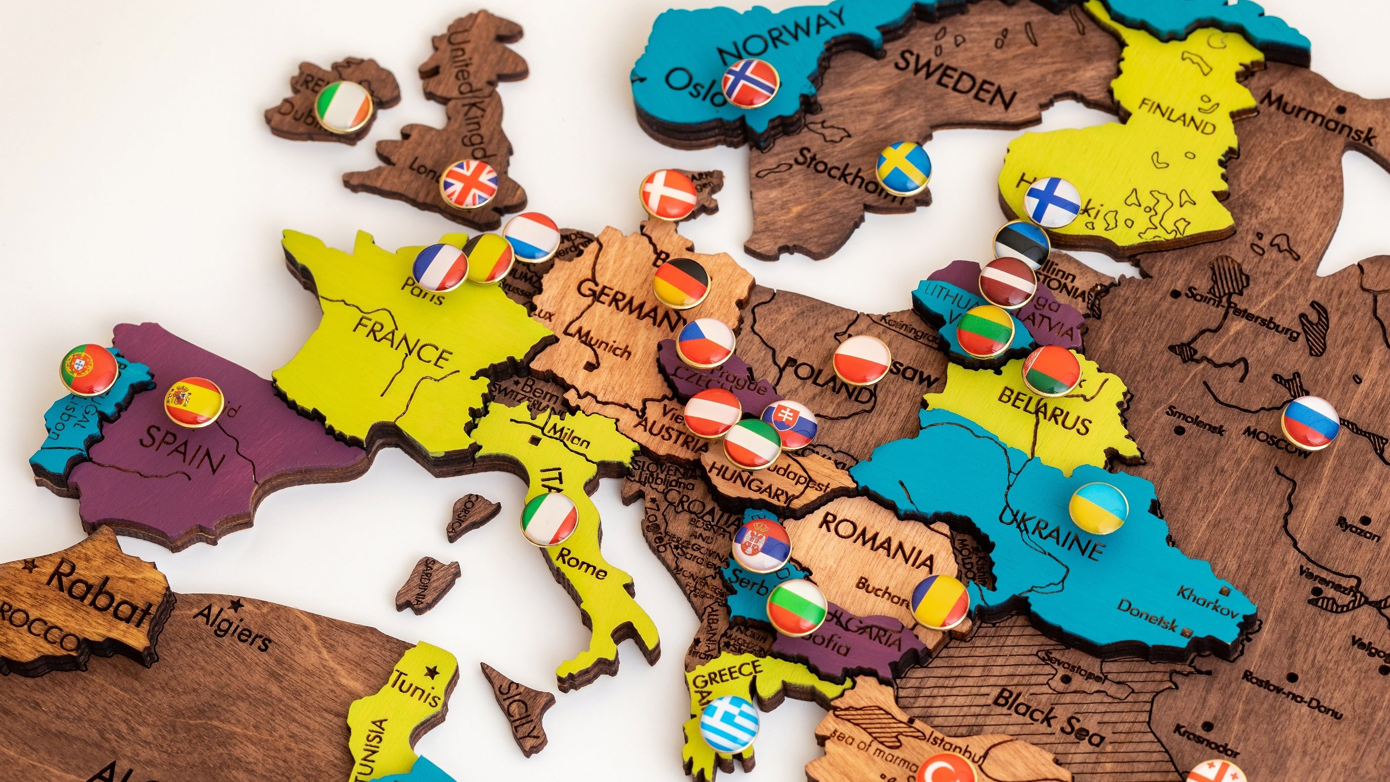 Top țări din Europa în care te poți acomoda ușor fără să știi limba locală