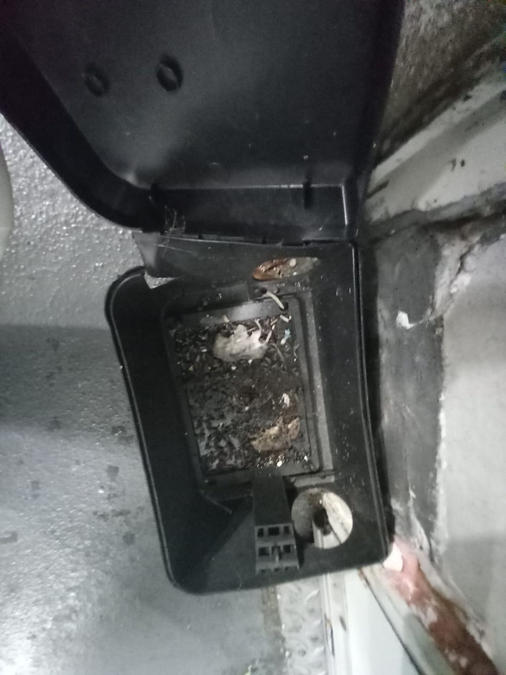 GALERIE FOTO | Amenzi de 230.000 de lei date de ANPC la operatorii din Mall Băneasa - Imagine 5