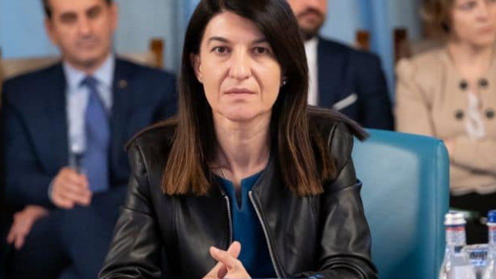[FOTO] Ministrul Muncii acuza PSD ca posteaza in numele ei fake news
