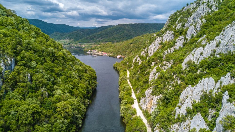 VIDEO si FOTO Destinatii de weekend: Cazanele Dunarii, unul dintre cele mai spectaculoase locuri din Romania