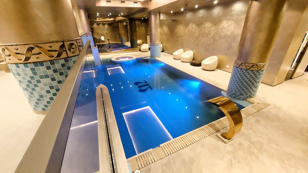 GALERIE FOTO | Cum arată apartamentele milionarei Anja Graf din centrul Capitalei - Imagine 80