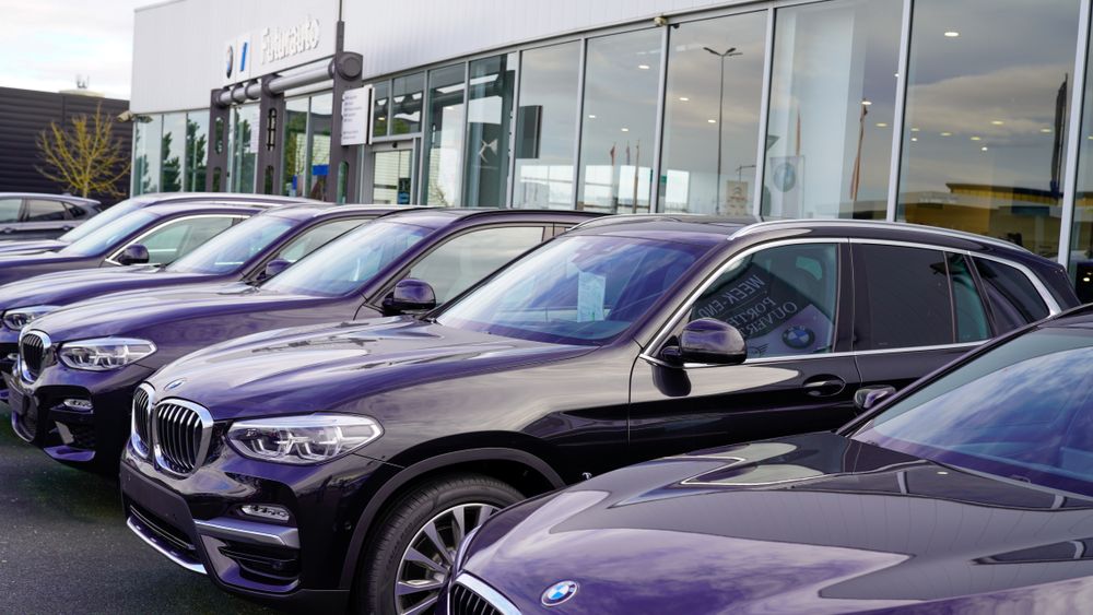 Radiografia pieței auto din România în 2024: BMW rămâne la putere, iar segmentul SUV-urilor este cel mai căutat. Oferta de diesel rămâne abundentă