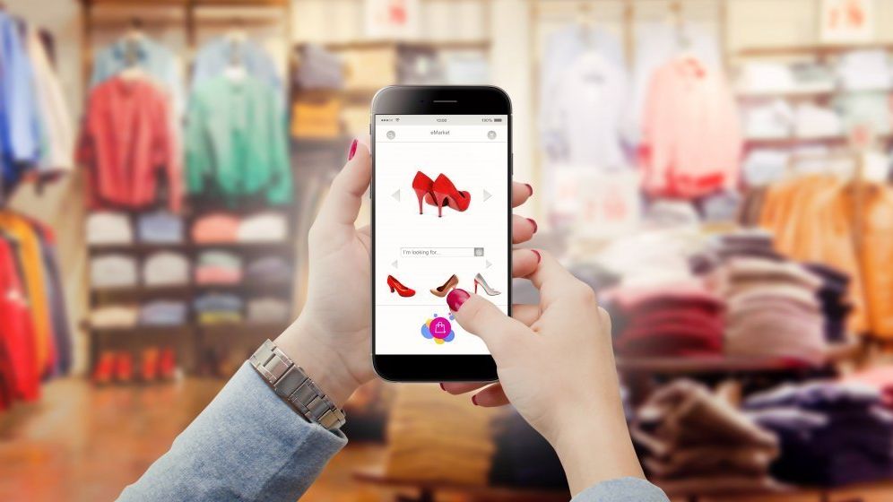 Trenduri si comportamente in fashion online: romanii prefera magazine online cu continut in limba romana