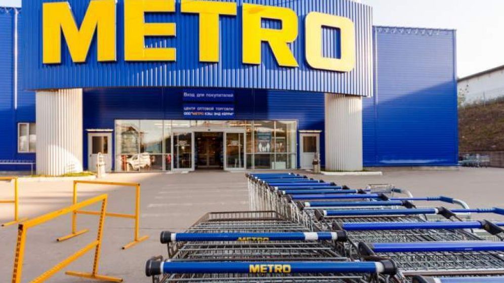 Cel mai mare investitor al Metro isi vinde o parte din actiuni catre Daniel Kretinsky