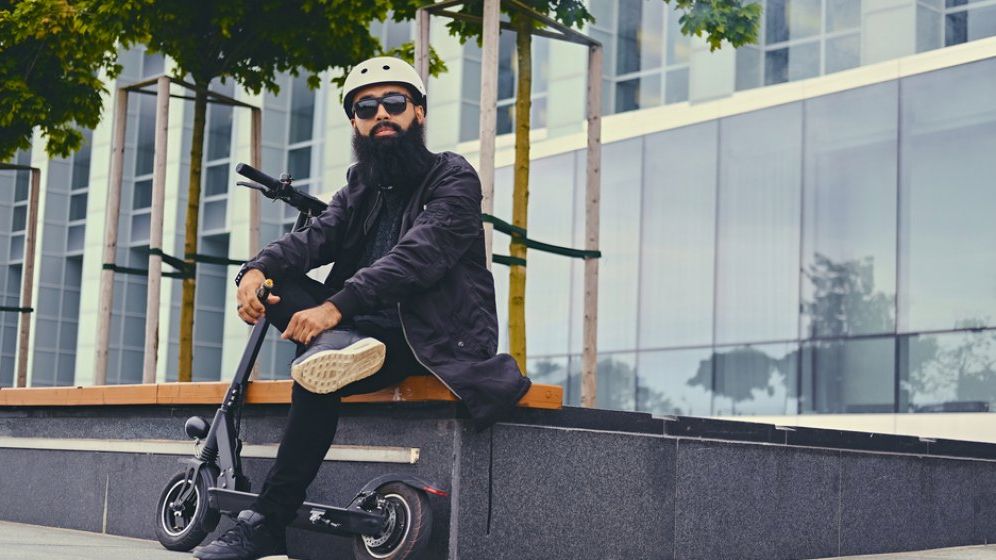 Trotinetele electrice, interzise pe strada in Romania. In Germania si Franta, sunt interzise pe trotuare