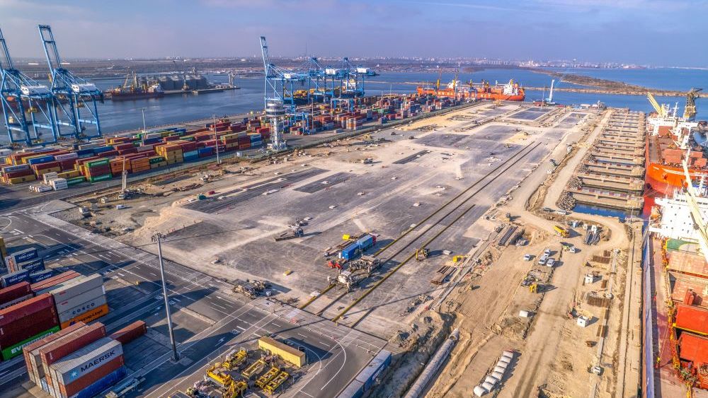 O investiție de 75 milioane de euro va ajuta la transformarea portului Constanța într-un centru-cheie pentru comerțul European