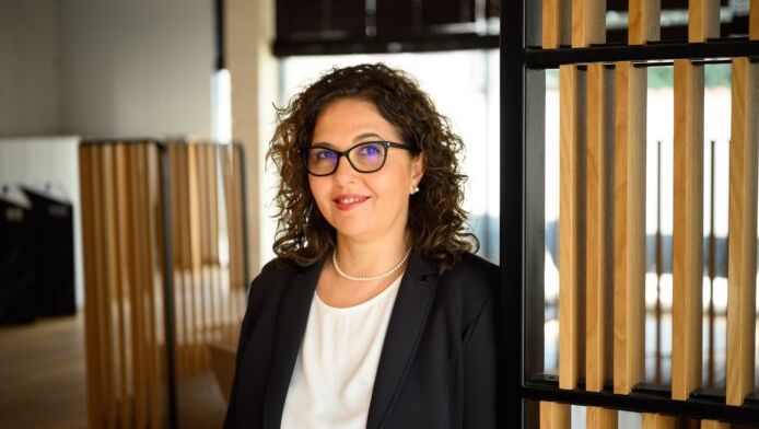 Un credit pentru locuință este mai mult decât o finanțare. Este începutul unui drum, un angajament pe termen lung, o investiție majoră și un pas esențial spre stabilitate și siguranță