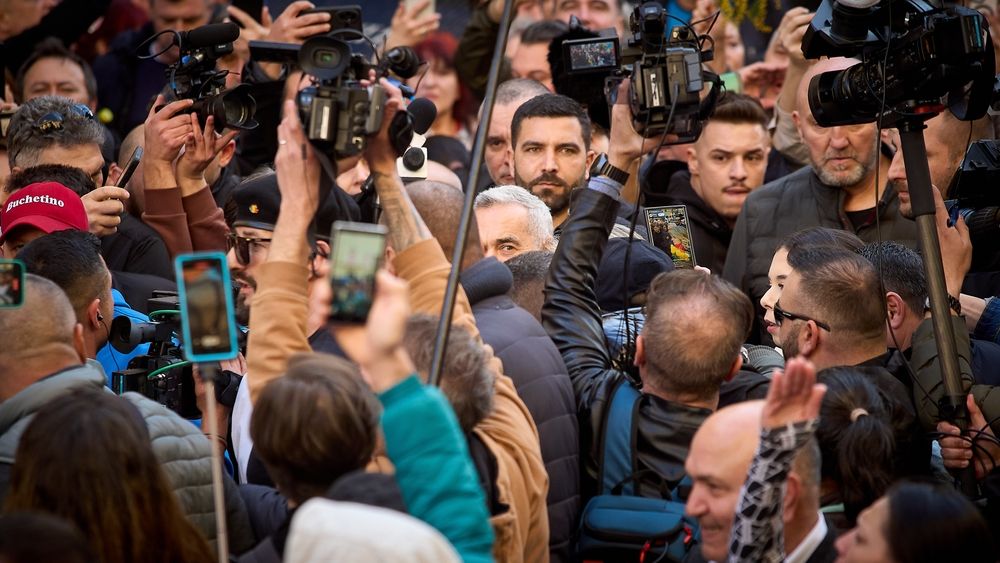 Alegerile prezidențiale din România, în atenția presei internaționale: Primarul, actrița, fostul spion și jurnalista, printre candidați