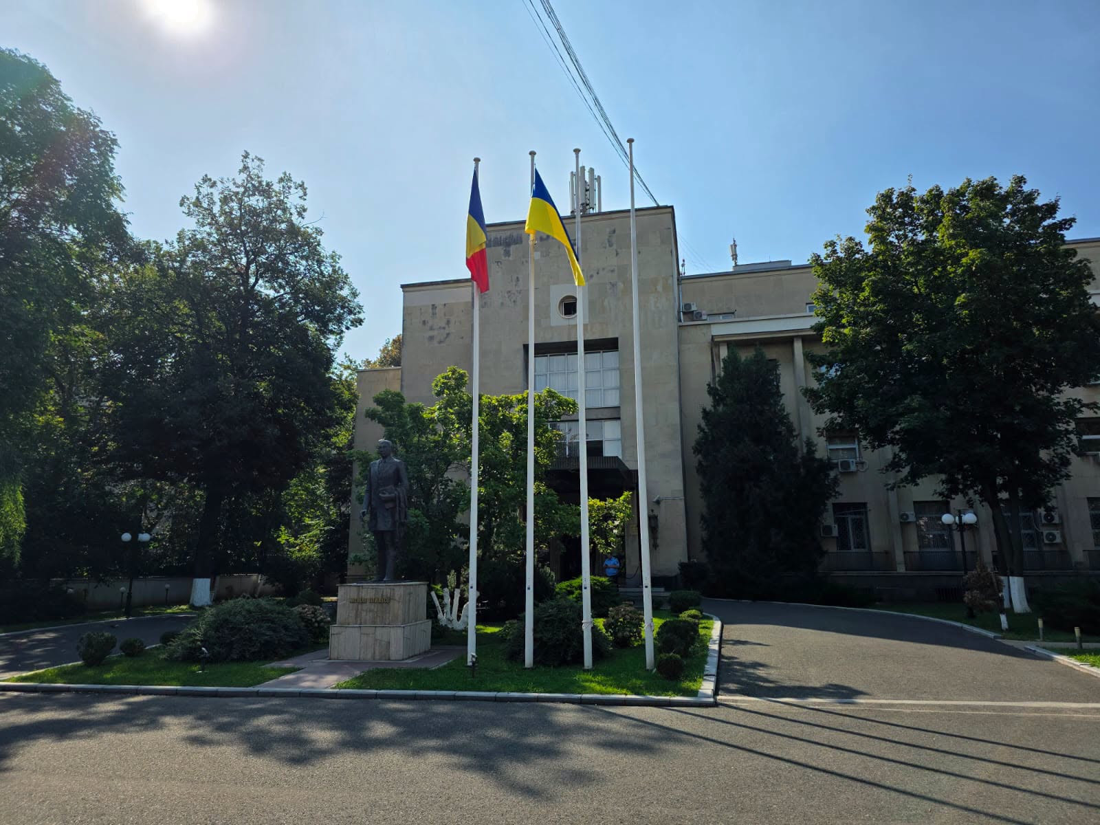 MAE își deschide porțile pentru public: documente declasificate, arhive diplomatice și tururi ghidate