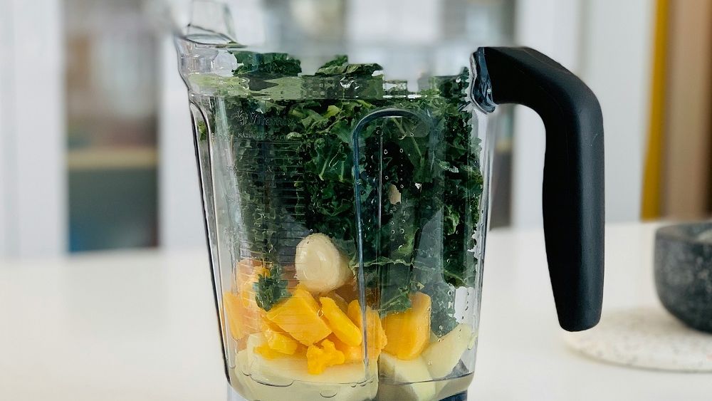 Ce poți găti rapid pentru o masă numeroasă, doar cu un blender și o friteuză