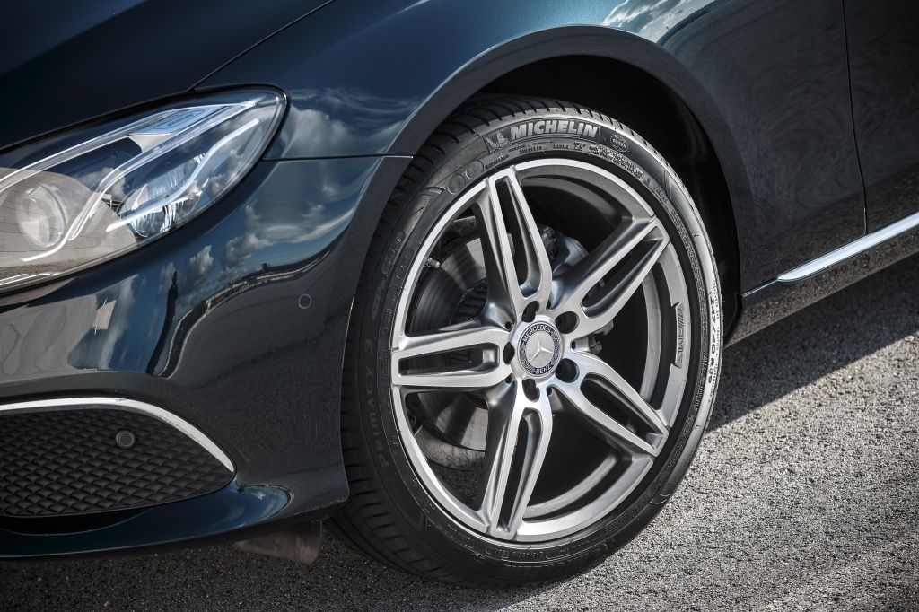 Mercedes-Benz Clasa E - Imagine 15