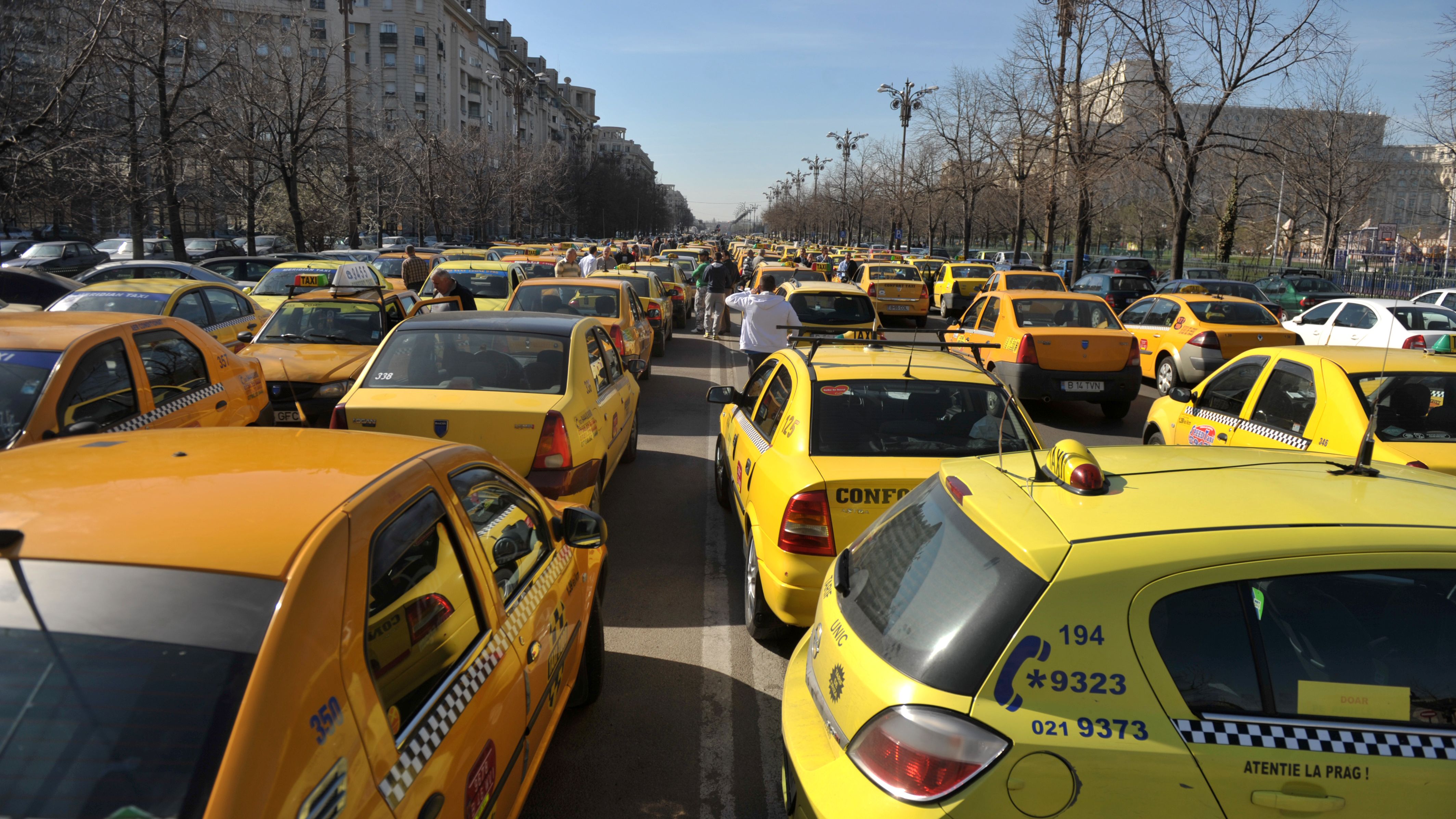 Regulamentul pentru serviciul de taxi, pe ordinea de zi a Consiliului General al Municipiului Bucuresti