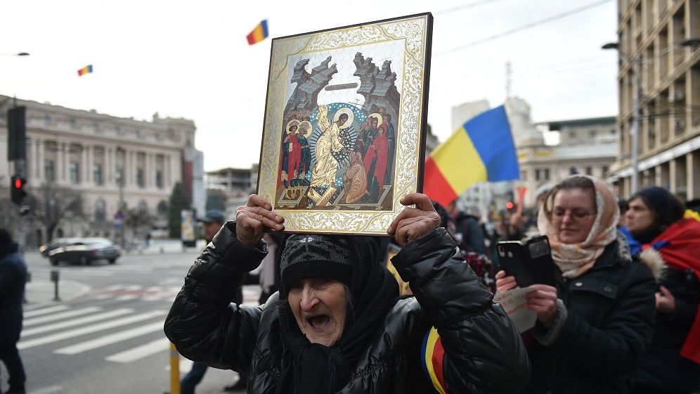 Protestul AUR s-a mutat în Piața Victoriei