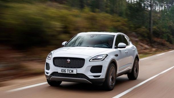 Jaguar aduce noutati pentru SUV-ul E-Pace: suspensie adaptiva, tehnologii bazate pe inteligenta artificiala si un nou motor pe benzina de 200 CP