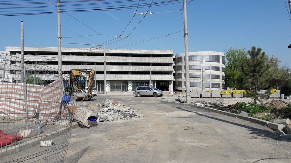 Metrorex estimeaza ca va finaliza parcarea de la statia de metrou Straulesti in iulie