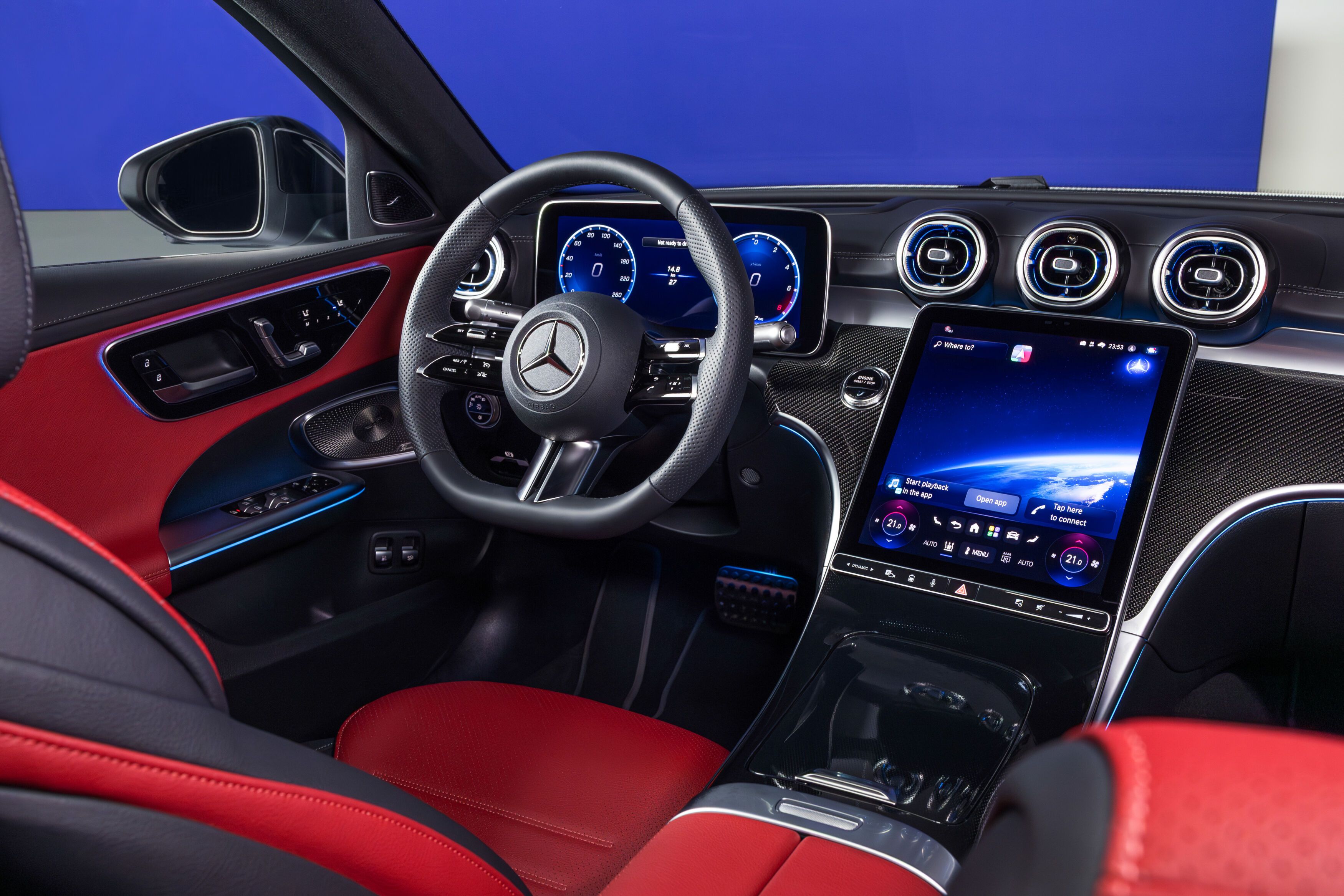 FOTO | Mercedes-Benz aduce un facelift Clasei C. Unele motoare dispar din gamă - Poza 8