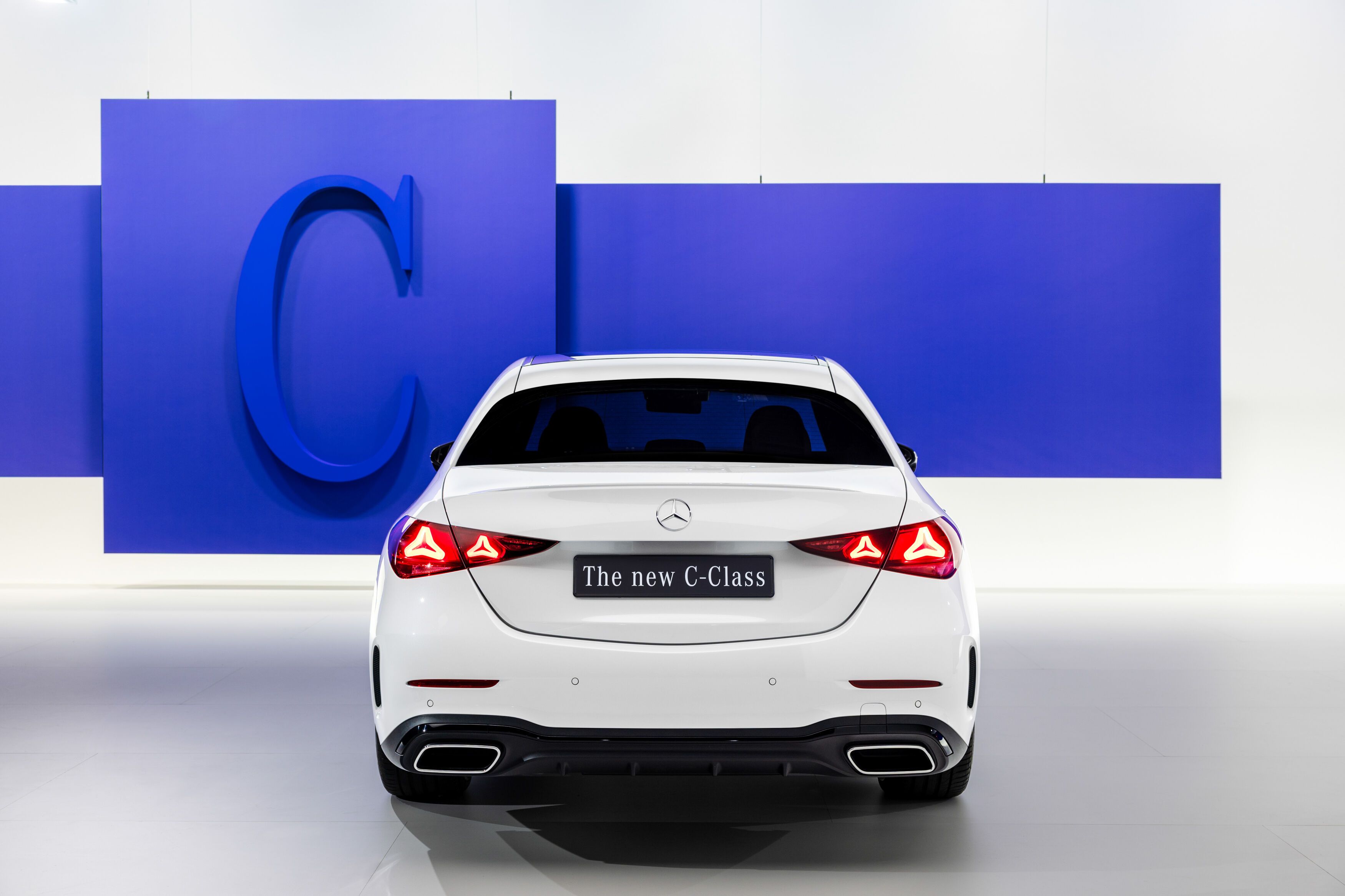 FOTO | Mercedes-Benz aduce un facelift Clasei C. Unele motoare dispar din gamă - Poza 4