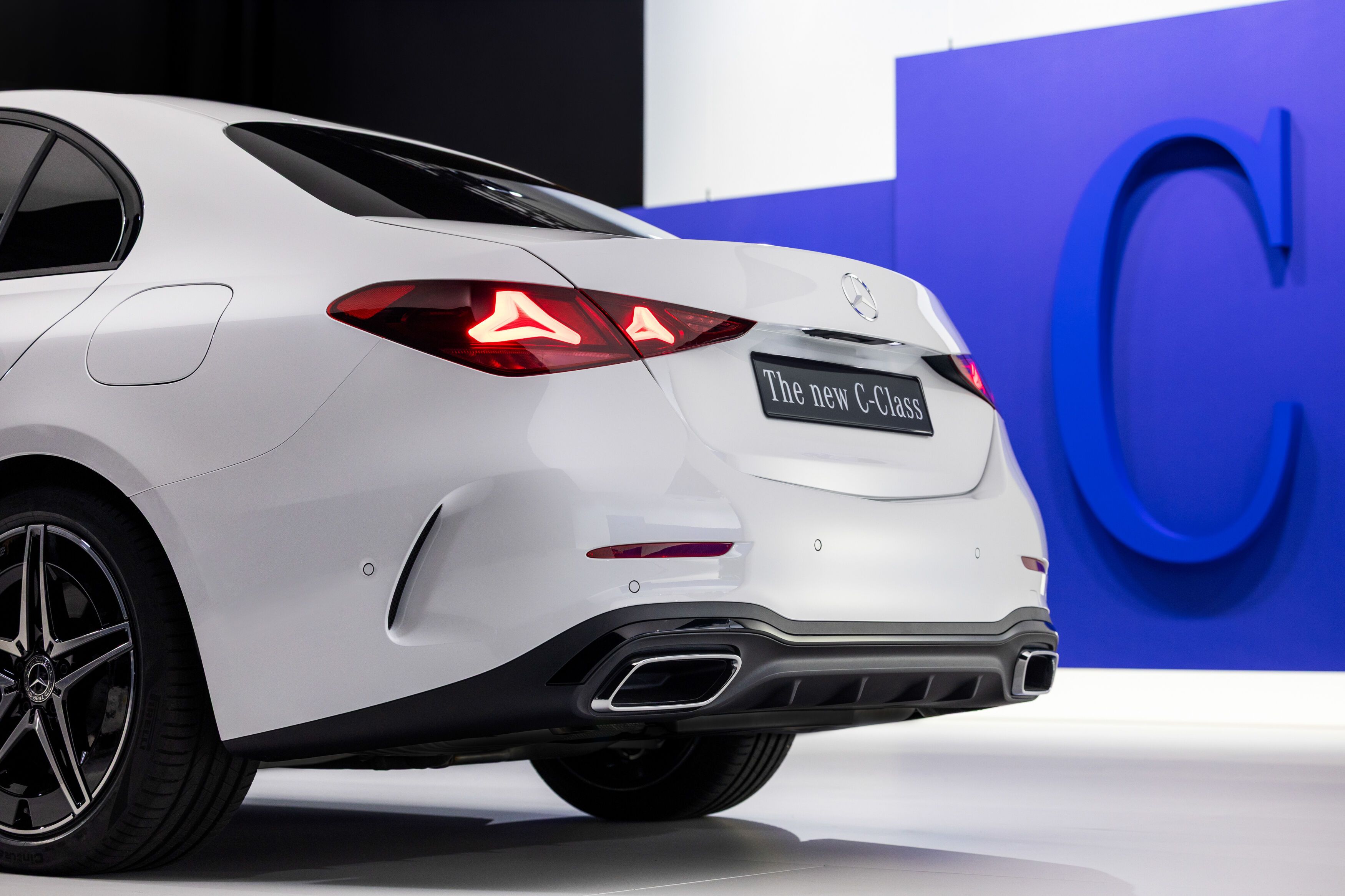 FOTO | Mercedes-Benz aduce un facelift Clasei C. Unele motoare dispar din gamă - Poza 6