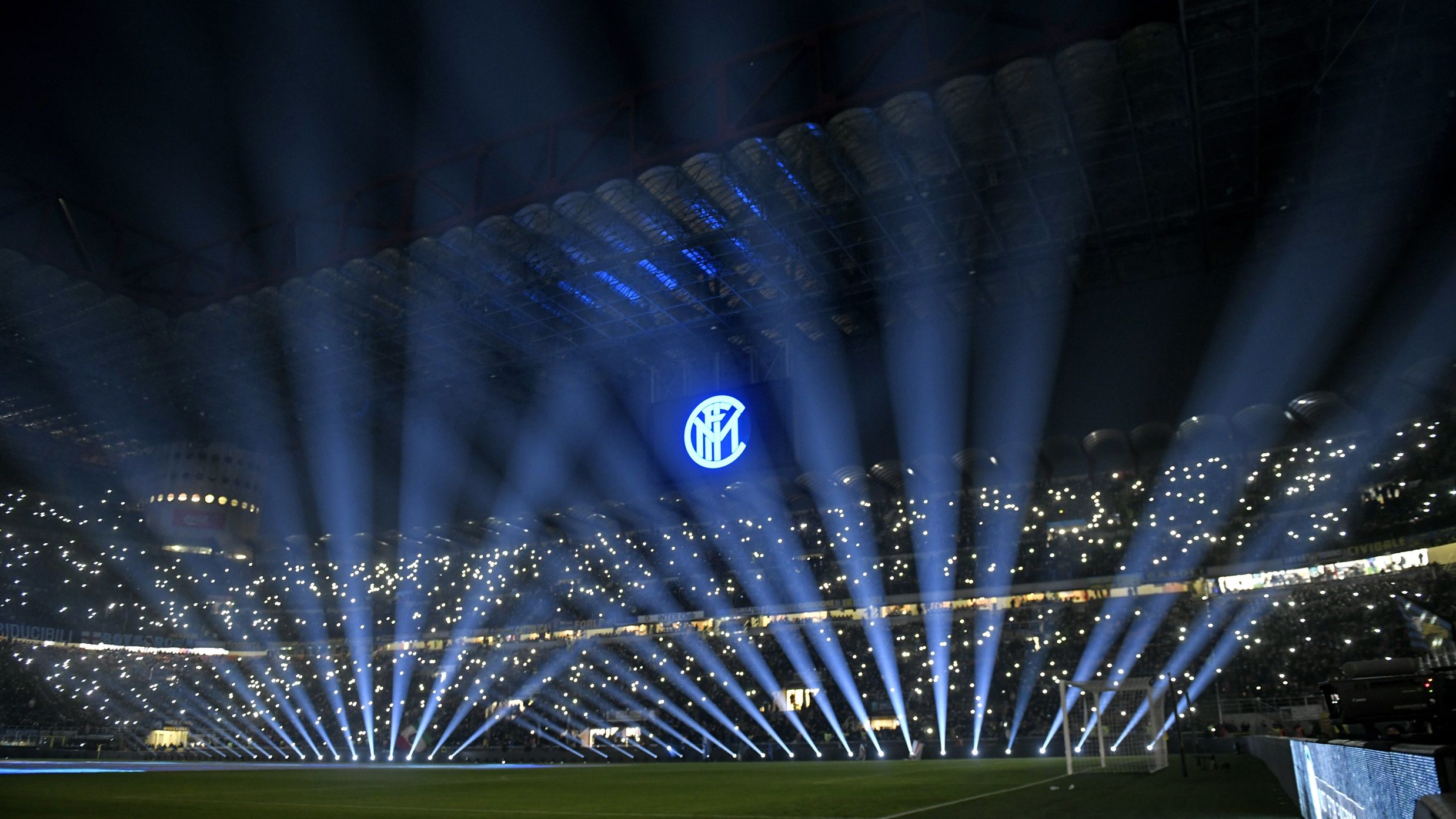 Compania americană Oaktree Capital preia clubul de fotbal Inter Milano, în contul unei datorii uriașe