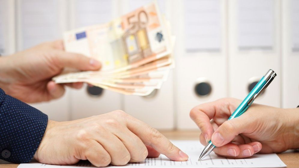 Amendă de 28,5 milioane de euro pentru mai multe bănci acuzate că au format un cartel pe piața de obligațiuni