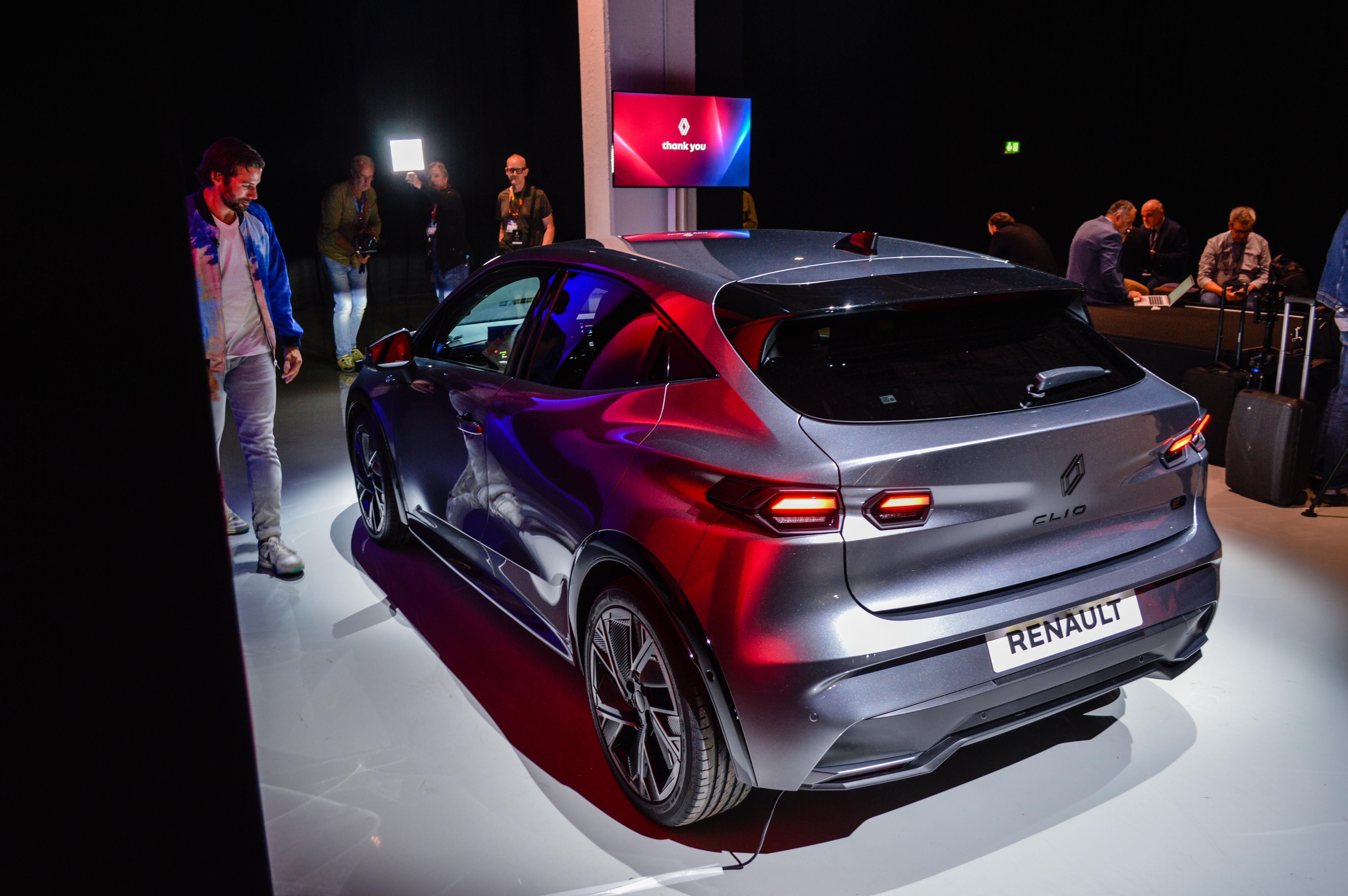 FOTO | Noul Renault Clio, de aproape. Care sunt secretele modelului de oraș - Poza 13