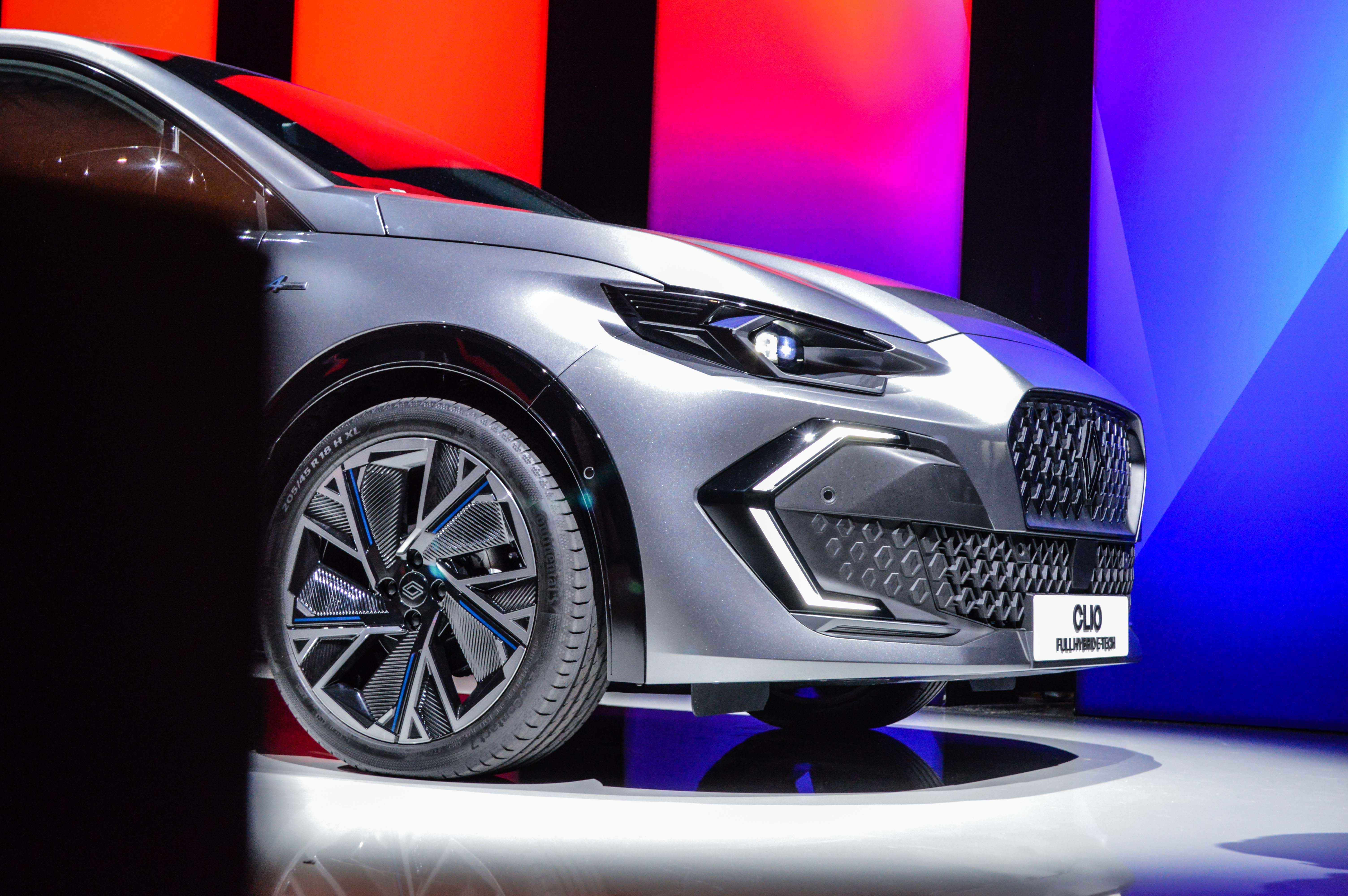 FOTO | Noul Renault Clio, de aproape. Care sunt secretele modelului de oraș - Poza 16