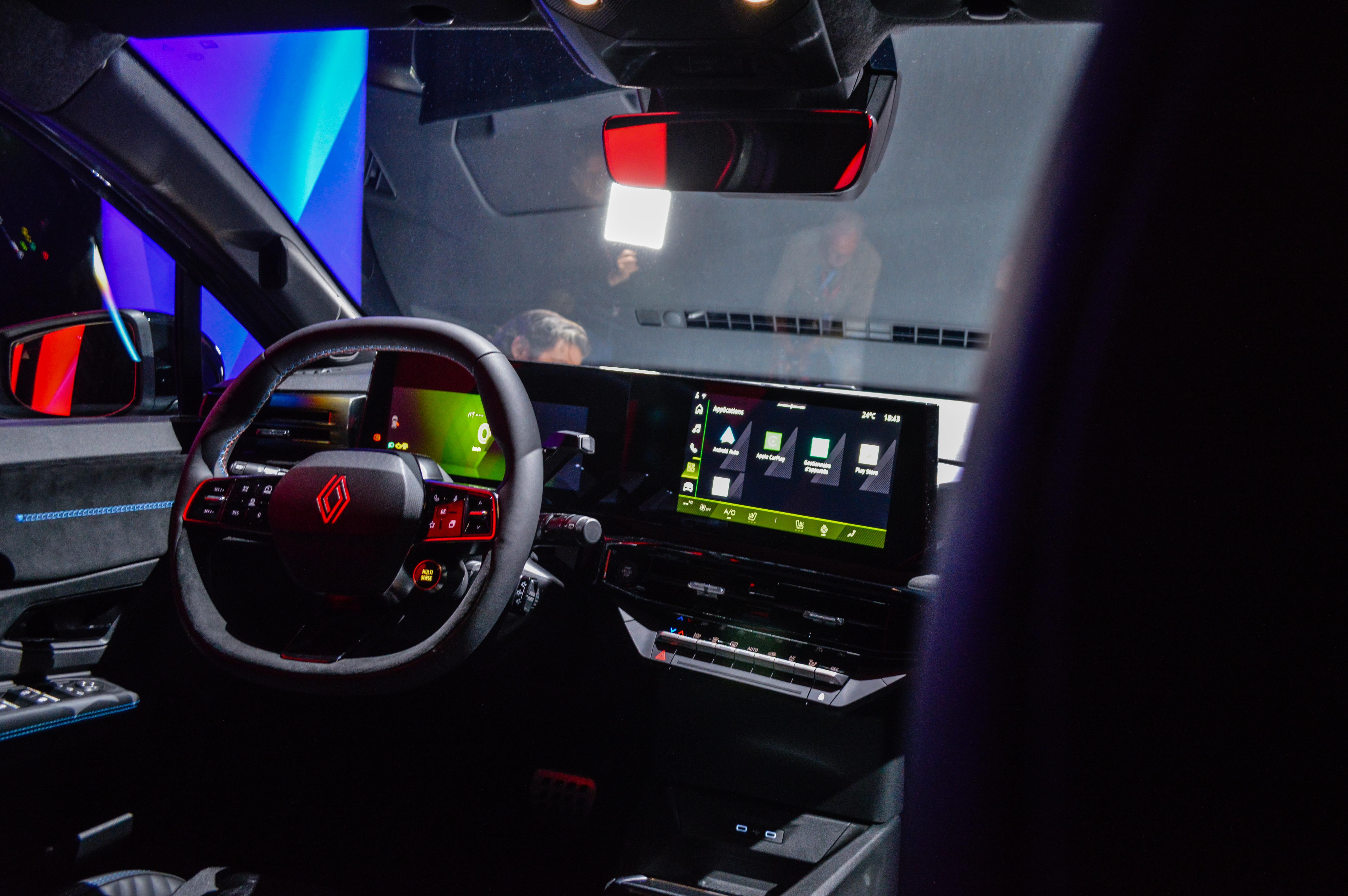 FOTO | Noul Renault Clio, de aproape. Care sunt secretele modelului de oraș - Poza 25