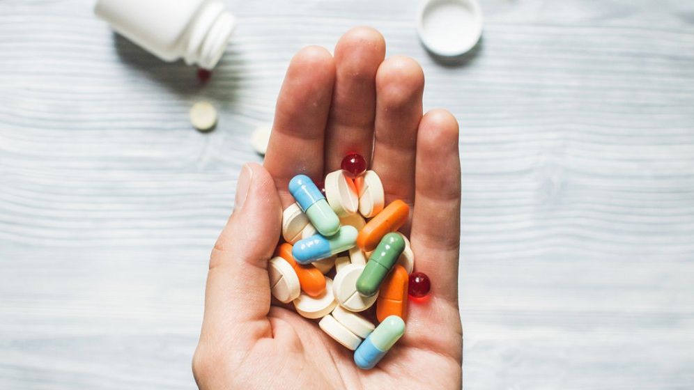 Automedicatia responsabila poate genera economii de 16 miliarde de euro la nivel european