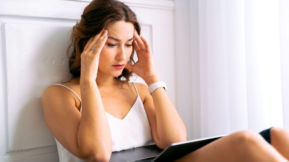 Cum te detaşezi emoţional de locul de muncă