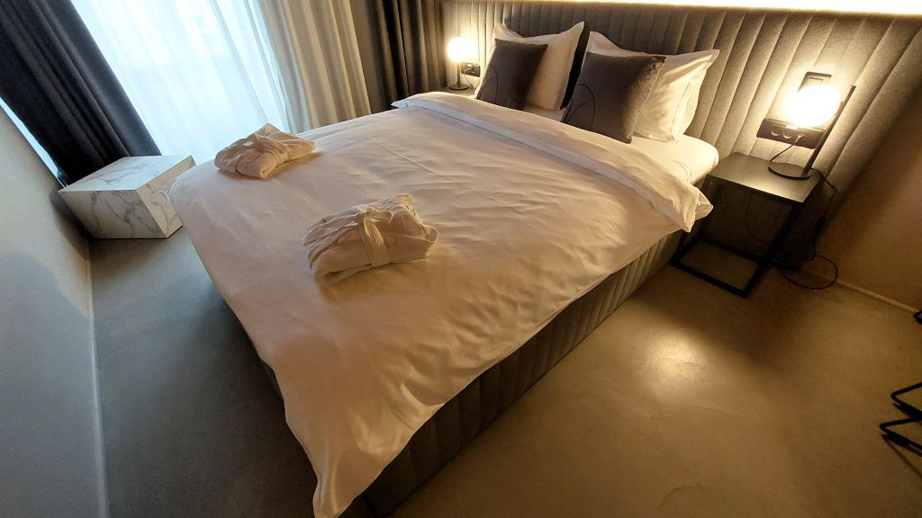 GALERIE FOTO | Cum arată apartamentele milionarei Anja Graf din centrul Capitalei - Imagine 69