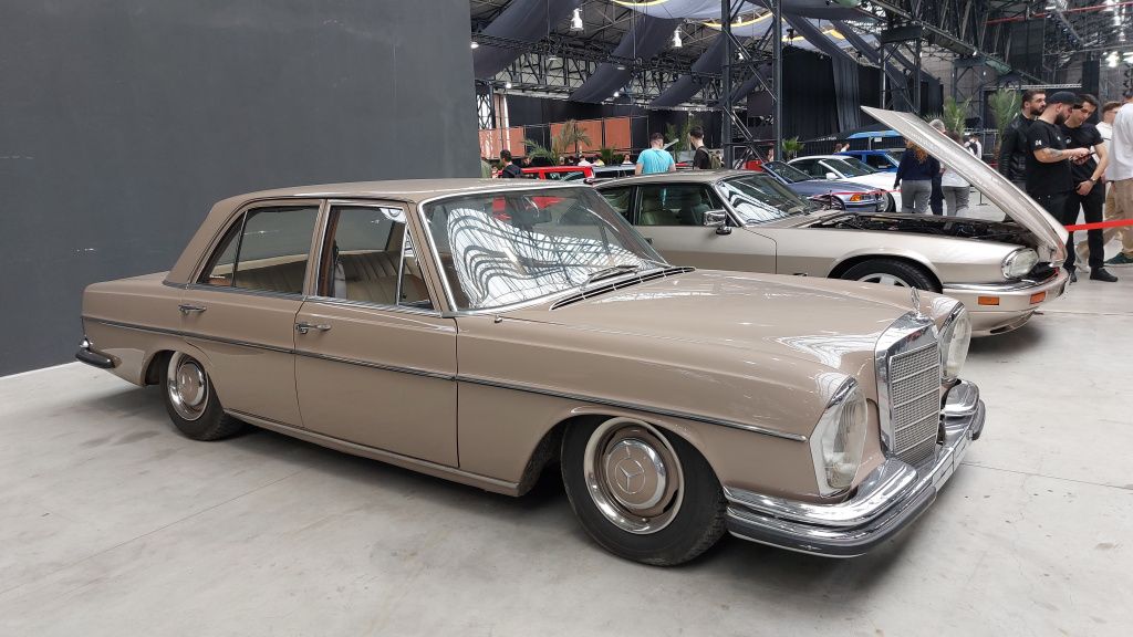 [GALERIE FOTO] Ce poți vedea la DropDown 4, salonul de mașini modificate și retro - Imagine 31