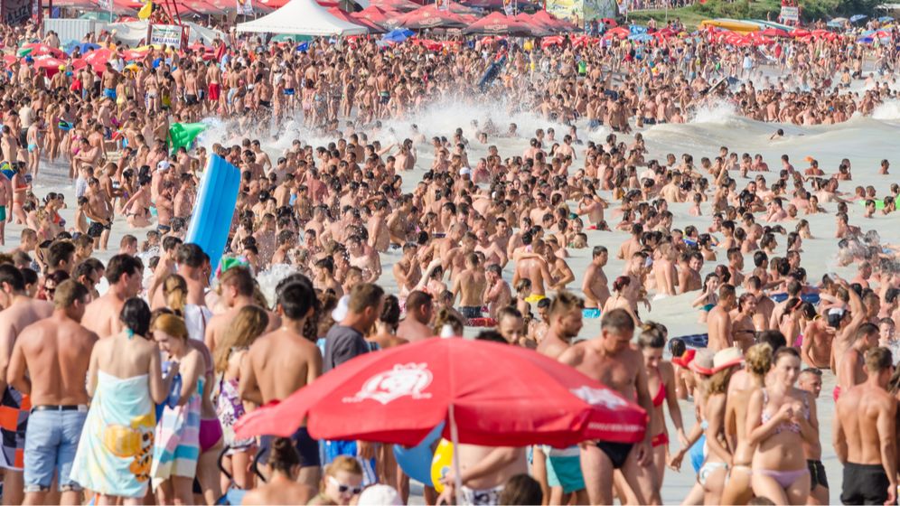 Urmează încă un weekend AGLOMERAT pe litoral. Peste 130.000 de turiști sunt așteptați