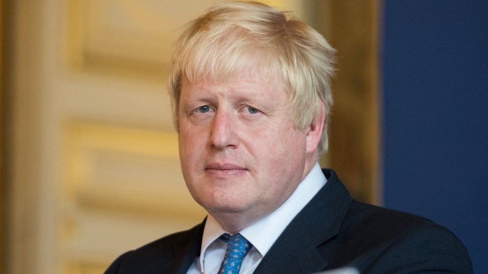 Boris Johnson recunoaşte că era prea gras când s-a îmbolnăvit de COVID-19