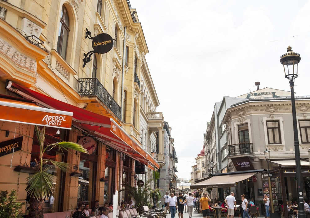 Ce să faci în weekendul 11-14 iunie: de la festivaluri de muzică și burgeri, la proiecții în aer liber cu meciurile de la Mondial