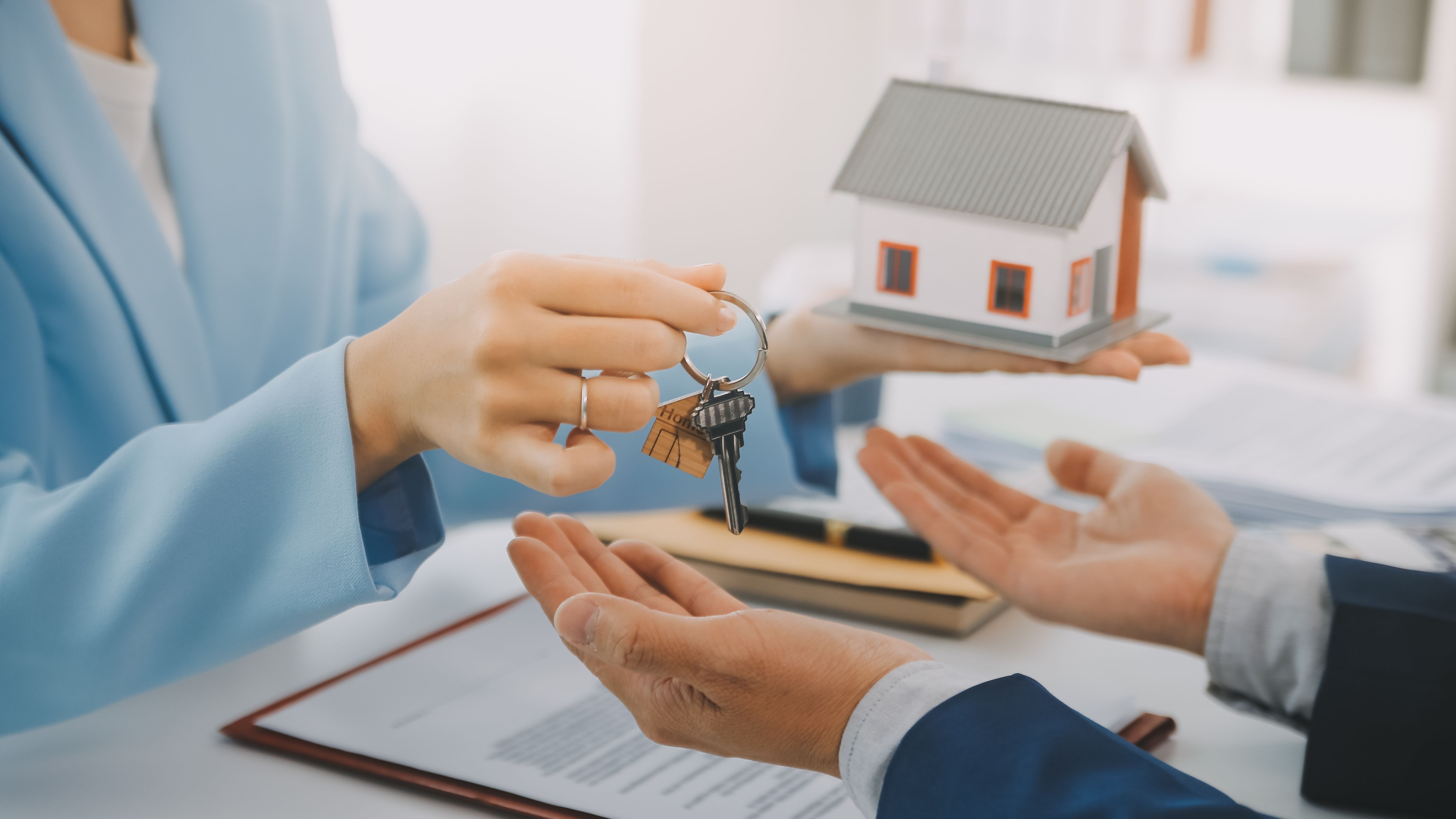 Noua Casă 2025: Guvernul a aprobat programul. Tot ce trebuie să știi pentru a obține un credit