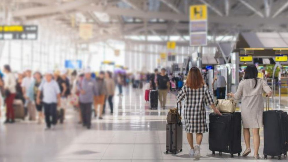Transportul aeroportuar de marfuri si pasageri a crescut in primele noua luni din 2018