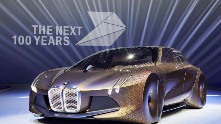 Modelele de serie ale conceptului BMW iNext vor avea o autonomie de 700 de kilometri