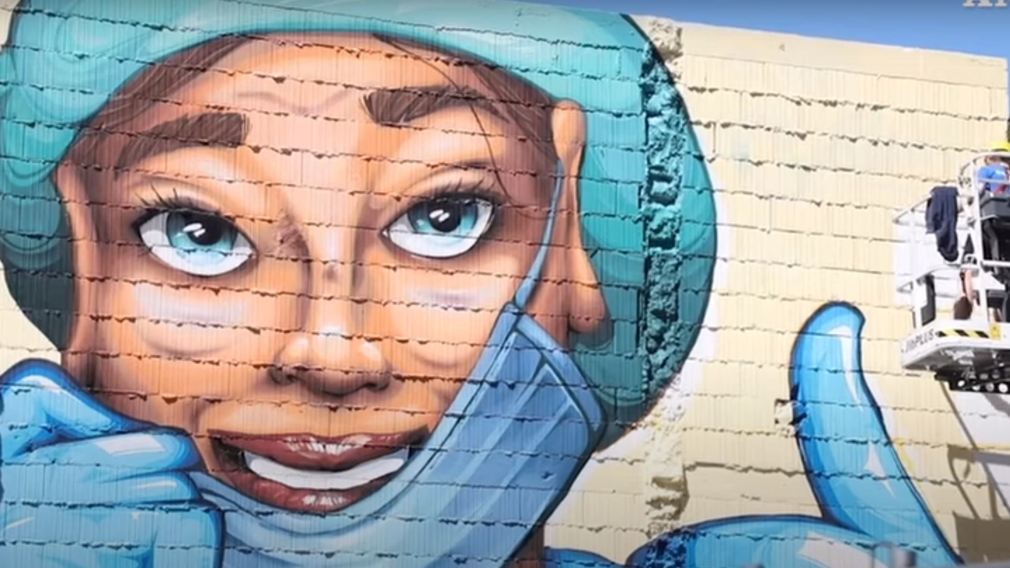 Omagiu adus medicilor la Milano printr-o pictură murală imensă denumită ”Ca să nu uităm”
