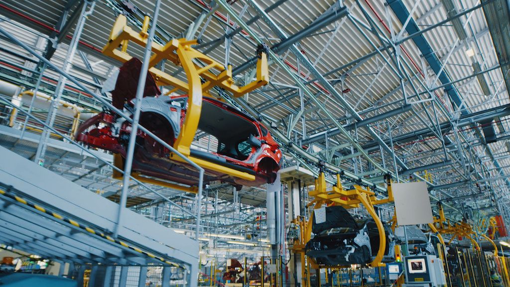 Fabrica Ford de la Craiova se transforma pentru a produce modelul EcoSport - Imagine 1