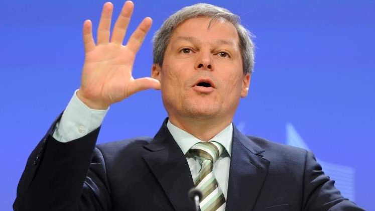 Dacian Ciolos, catre bursierii GovITHub: Gasim modalitatea in care sa va pastrati libertatea de imaginatie, sa nu va birocratizam